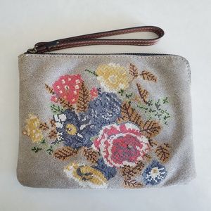 Patricia Nash Canvas Floral Wristlet